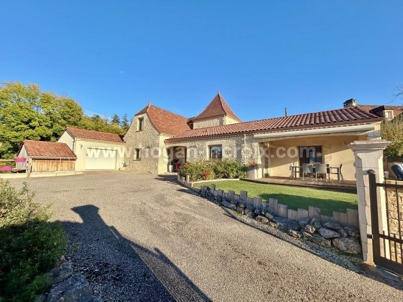 House in Sarlat-la-Canéda, Nouvelle-Aquitaine, France 3 - 17070817