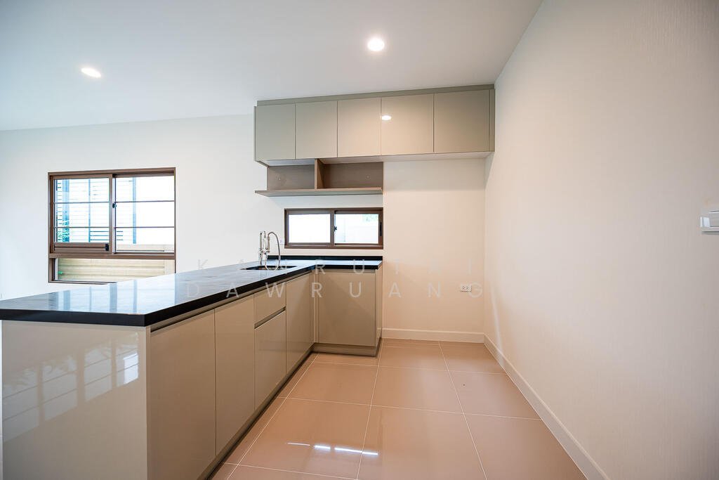 House in Tha Raeng, Krung Thep Maha Nakhon, Thailand 5 - 16031754