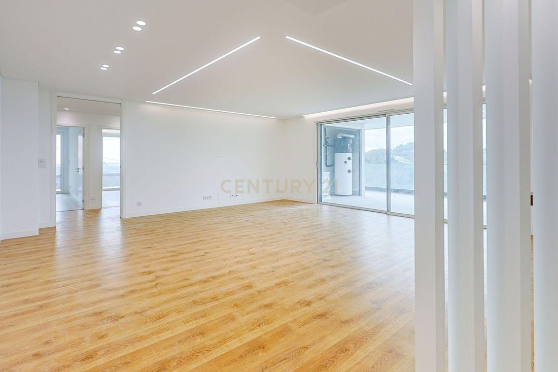 Apartment in Alverca do Ribatejo, Lisbon, Portugal 1 - 17070976
