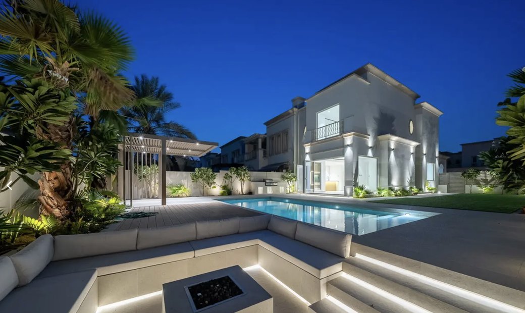 Luxurious 4 Bed Villa | Private Pool In Dubai, Dubai, United Arab ...