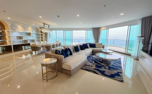 Condo in Chong Nonsi, Krung Thep Maha Nakhon, Thailand 1