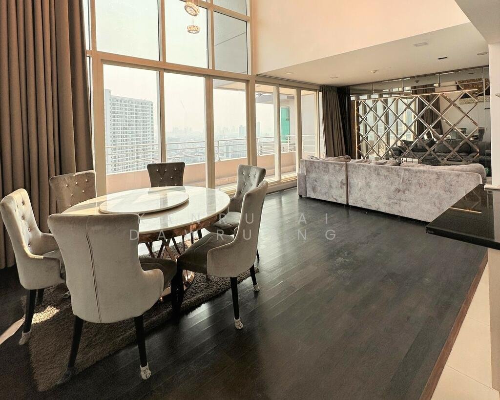 Condo in Bang Lamphu Lang, Krung Thep Maha Nakhon, Thailand 3 - 15313158