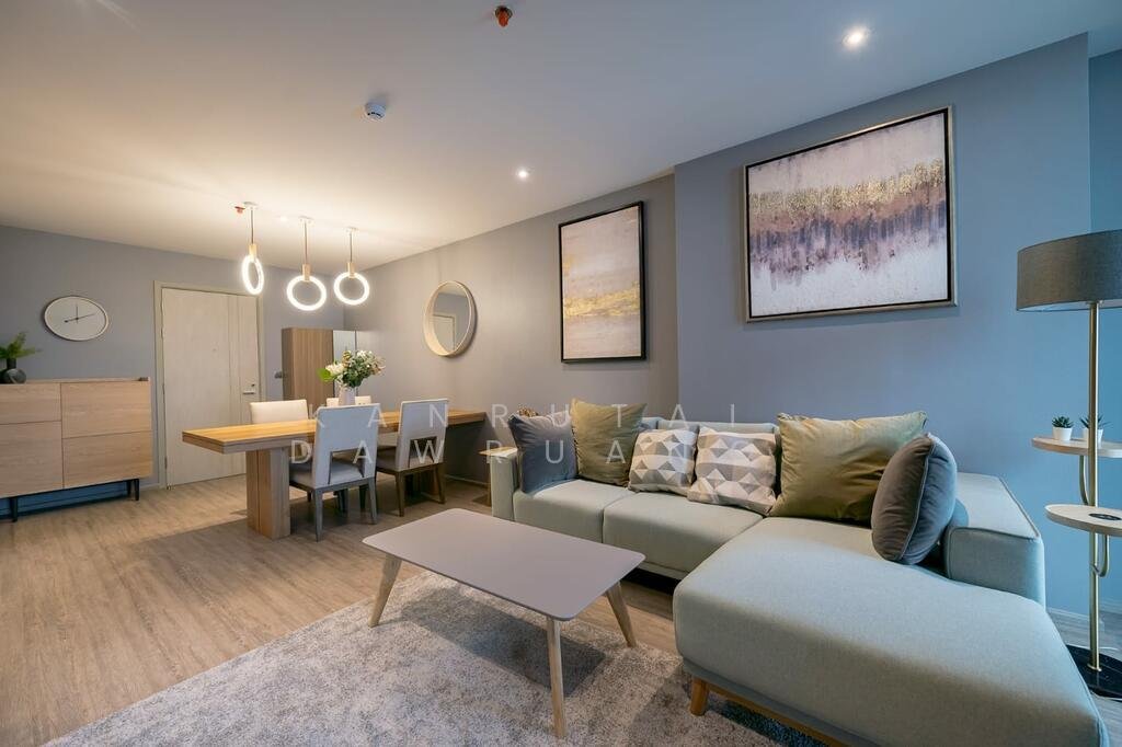 Condo in Phra Khanong Nuea, Bangkok, Thailand 4 - 15656012