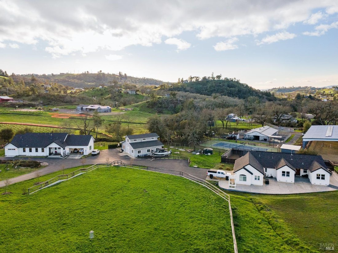 House in Santa Rosa, California, United States 1 - 17070851