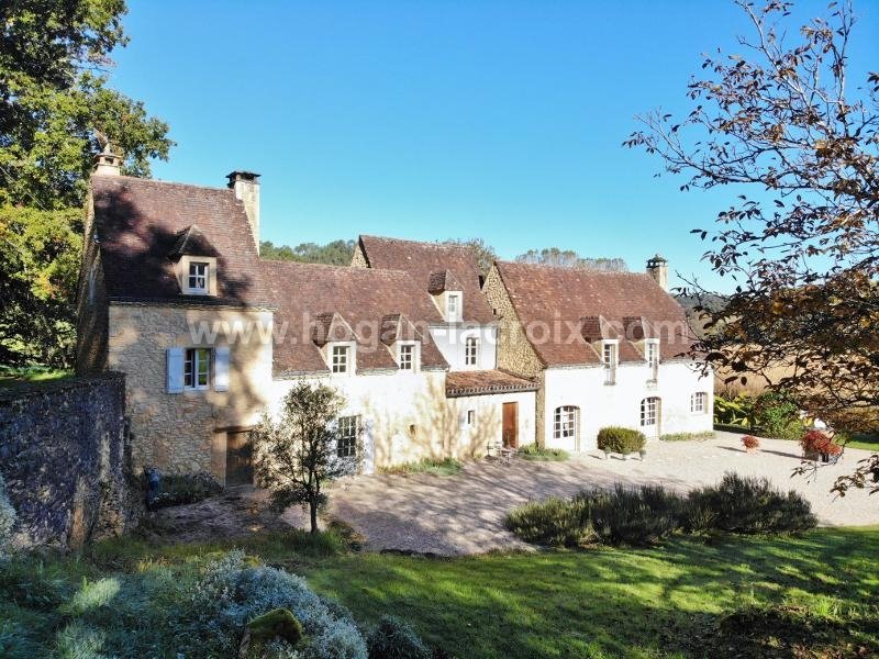 Estate in Sarlat-la-Canéda, Nouvelle-Aquitaine, France 1 - 17070625