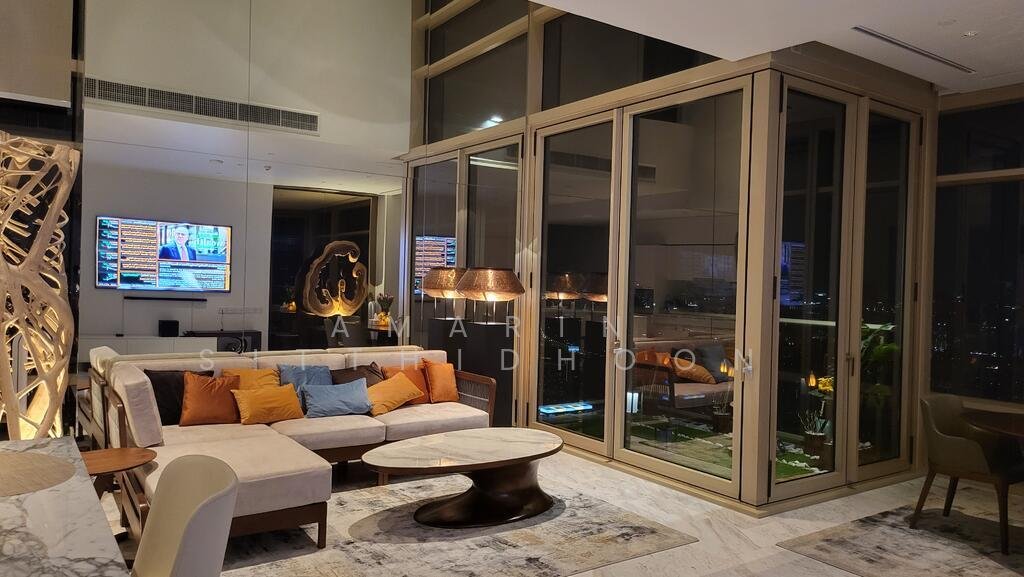 Four Seasons Private Residences