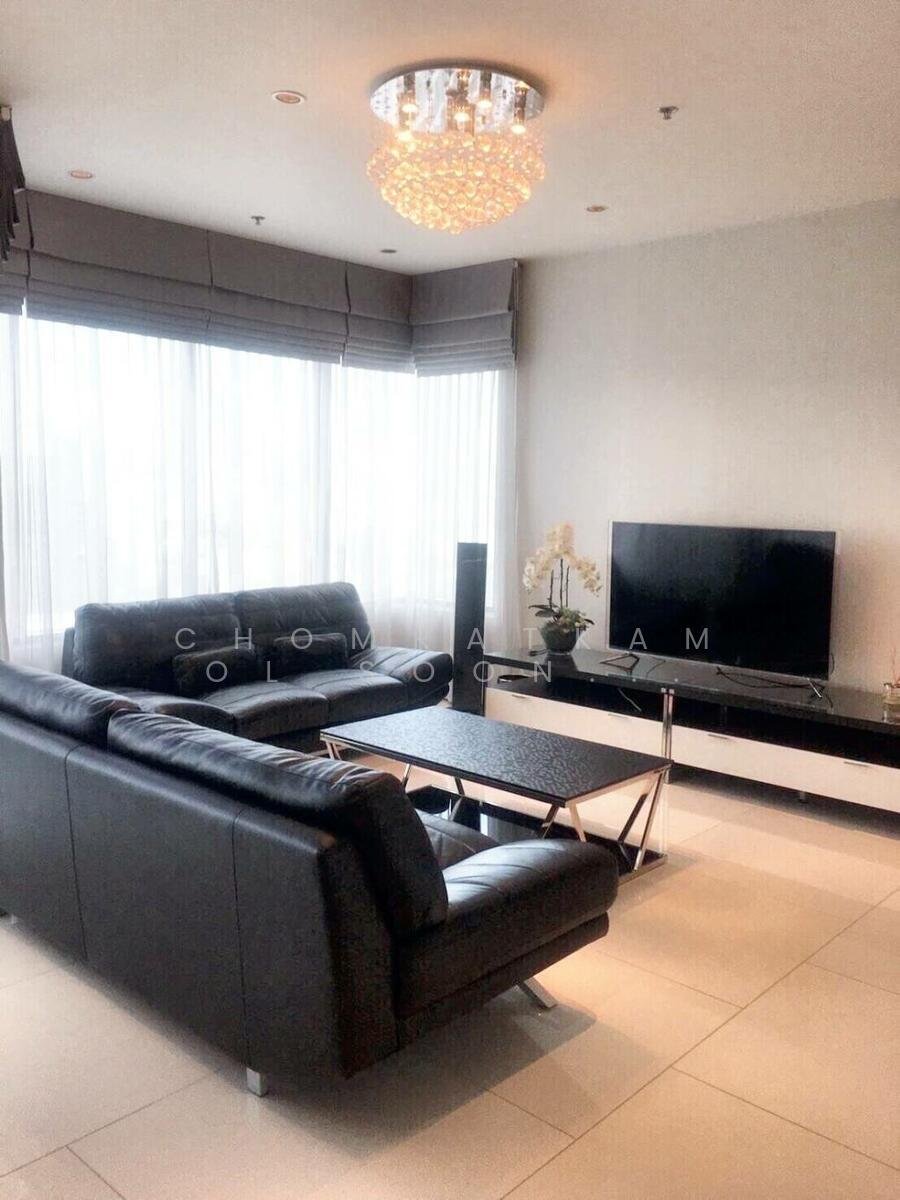 Condo in Saen Suk, Chon Buri, Thailand 1 - 16557405