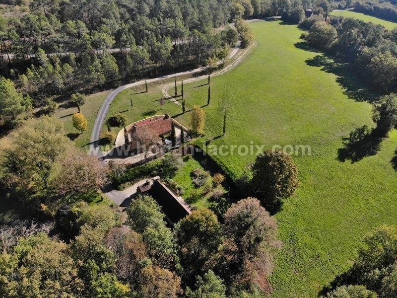House in Sarlat-la-Canéda, Nouvelle-Aquitaine, France 2 - 17070835