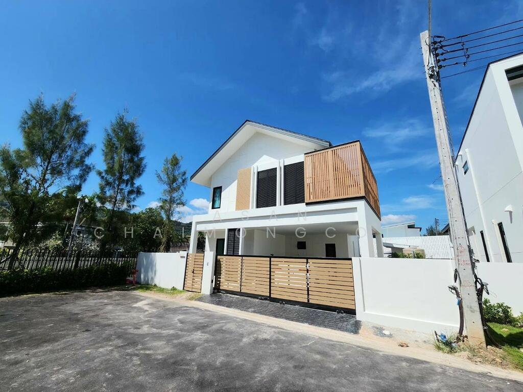 Villa in Ratsada, Phuket, Thailand 1 - 15894851