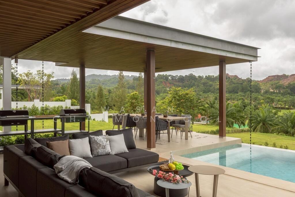 Villa in Kathu, Phuket, Thailand 4 - 16075088