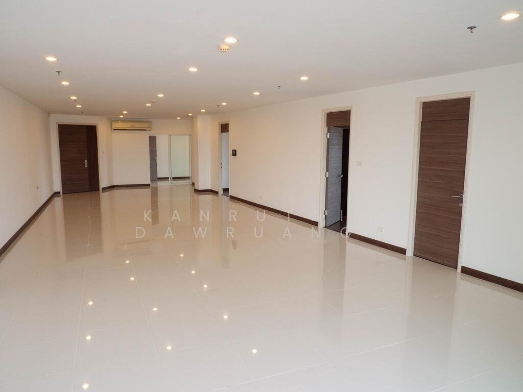 Condo in Chong Nonsi, Krung Thep Maha Nakhon, Thailand 3 - 15312200