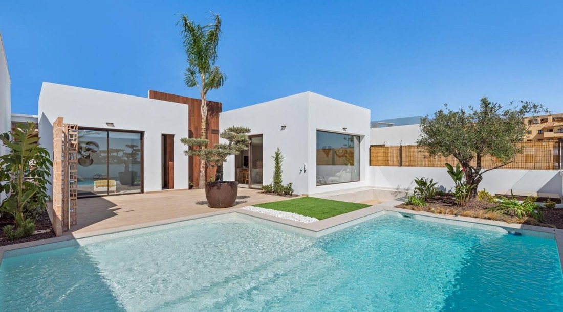 Villa in Los Alcazares, Región de Murcia, Spain 1 - 17071682