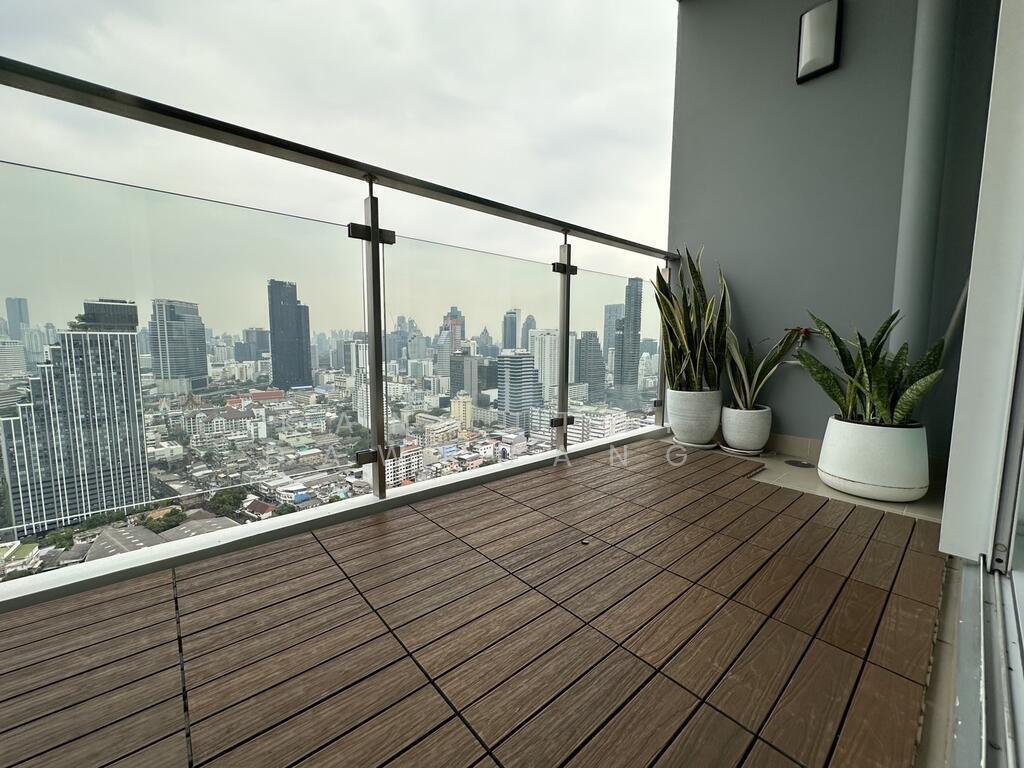 Condo in Si Phraya, Bangkok, Thailand 5 - 15136623
