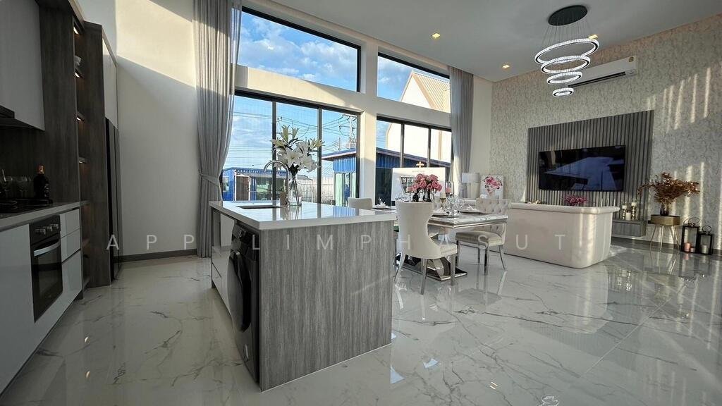 Villa in Pattaya City, Chon Buri, Thailand 5 - 15313136