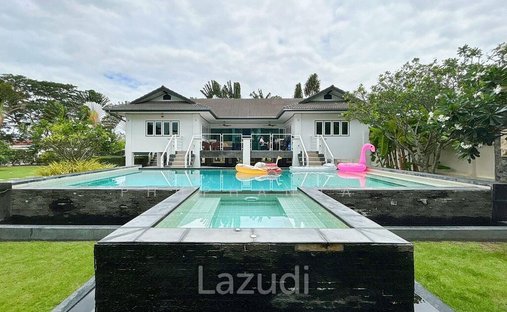 Villa in Hua Hin, Prachuap Khiri Khan, Thailand 1