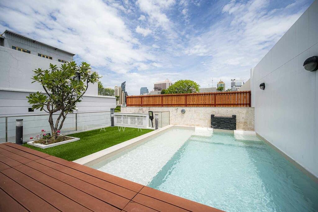 Townhouse in Bangkok, Krung Thep Maha Nakhon, Thailand 2 - 15854995