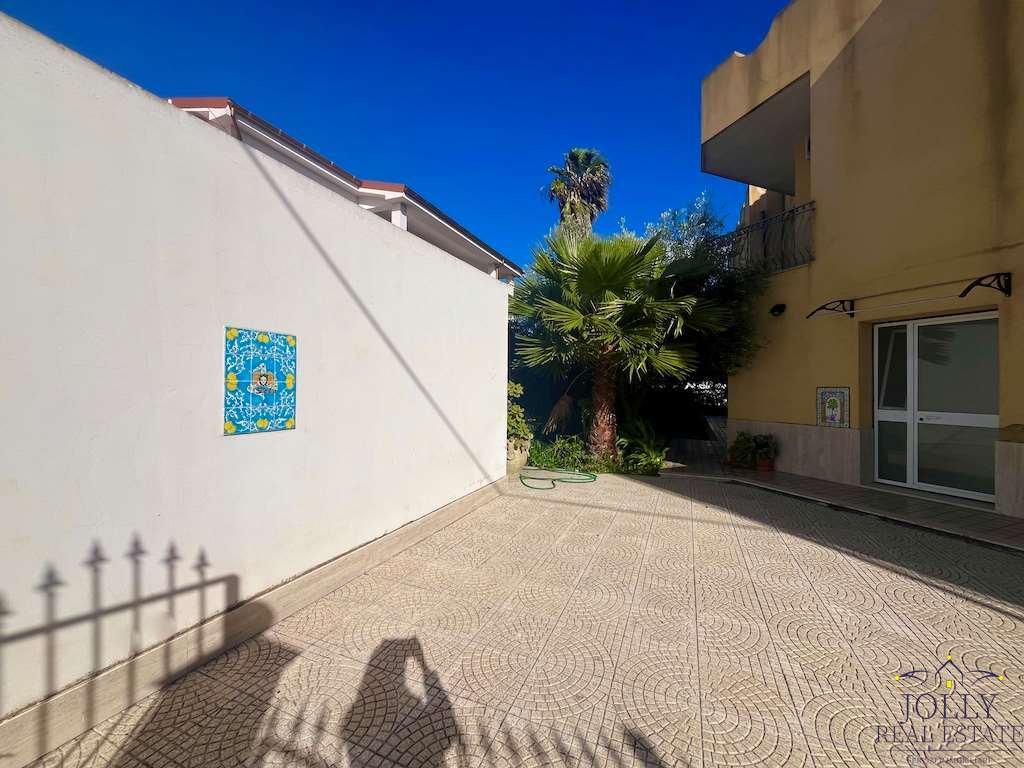 Villa in Fontane Bianche, Sicily, Italy 4 - 17070638