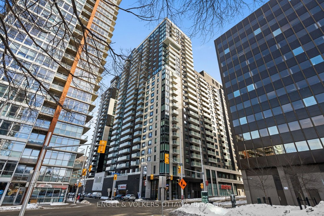 Condo in Ottawa, Ontario, Canada 2 - 17070922