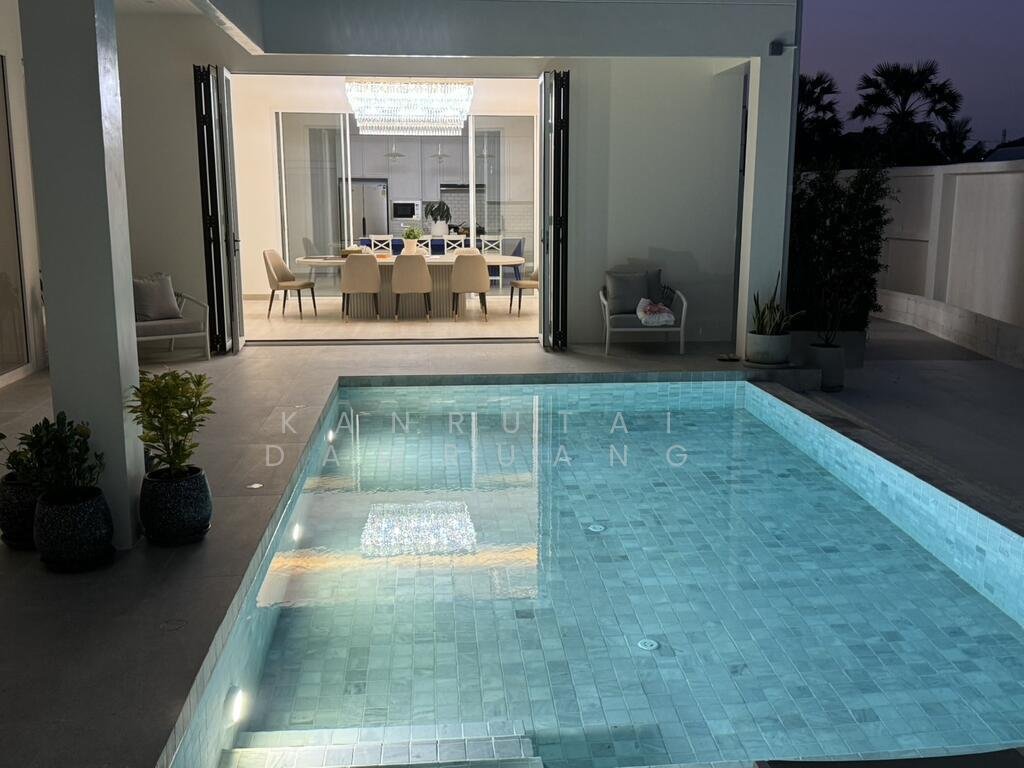 Townhouse in Pakkret, Nonthaburi, Thailand 3 - 15137143