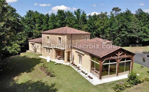 House in Sarlat-la-Canéda, Nouvelle-Aquitaine, France 1