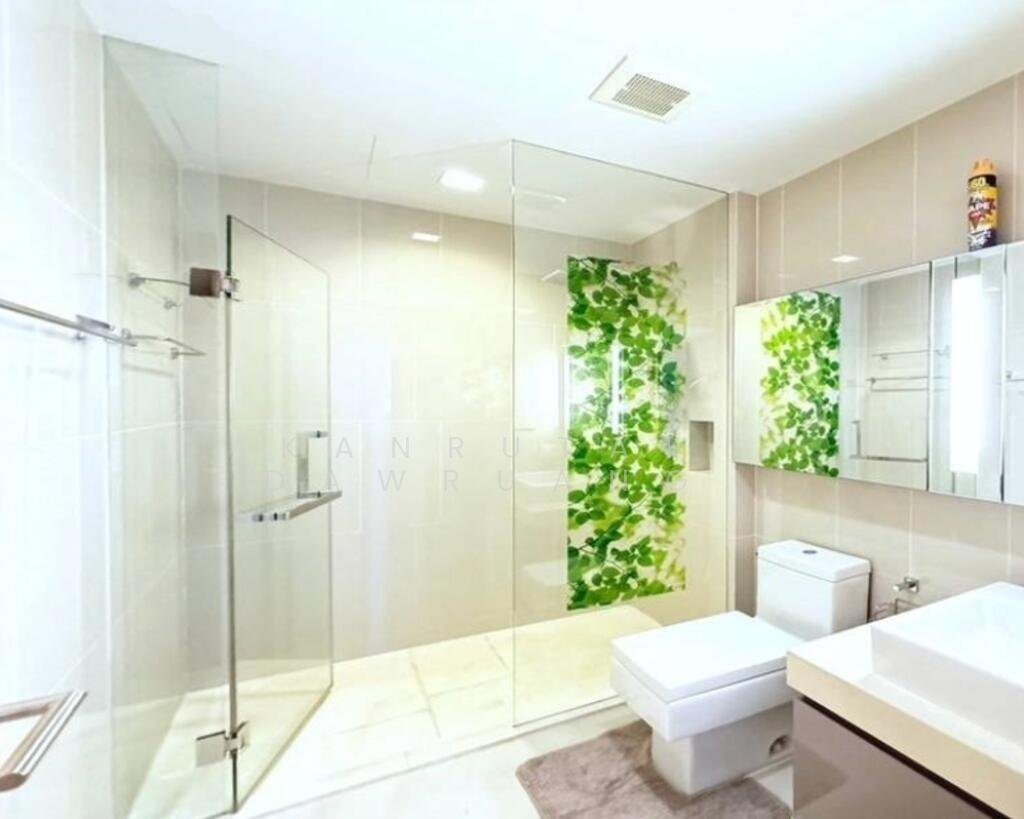 Condo in Phra Khanong Nuea, Bangkok, Thailand 5 - 15313009