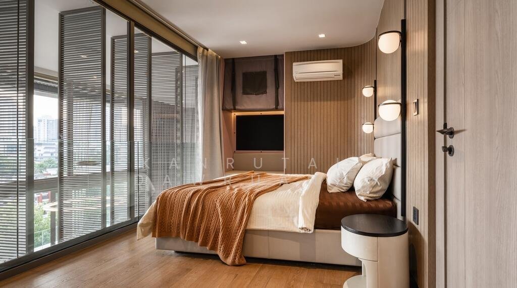 Condo in Phra Khanong Nuea, Bangkok, Thailand 2 - 15677853