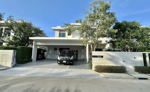 House in Bang Chalong, Samut Prakan, Thailand 1