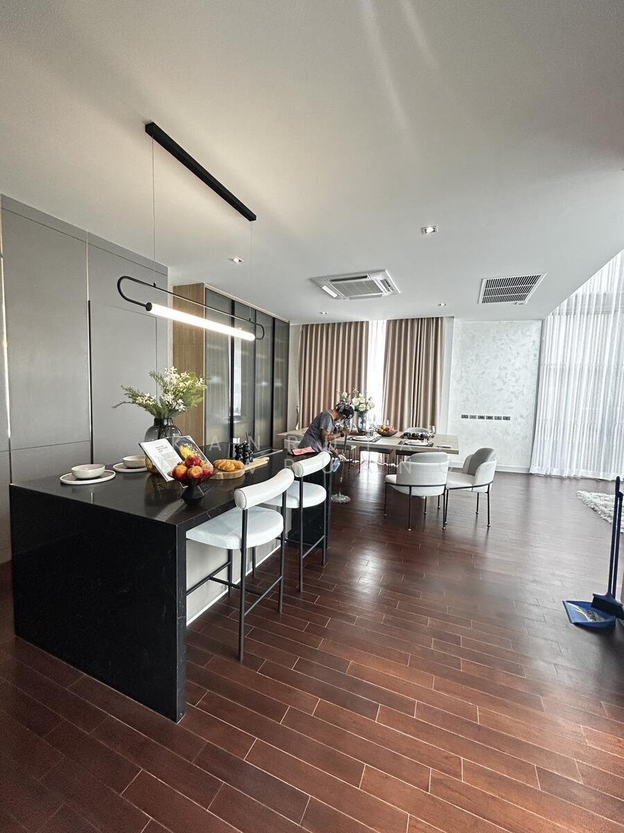House in Bang Phrom, Krung Thep Maha Nakhon, Thailand 3 - 15935226