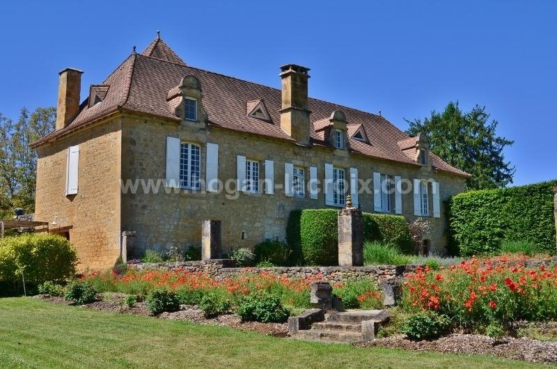 House in Chamonix-Mont-Blanc, Auvergne-Rhône-Alpes, France 1 - 17070760