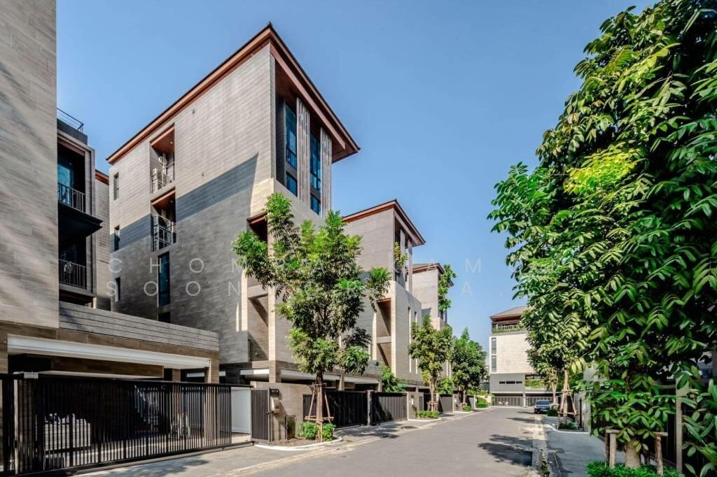 House in Chong Nonsi, Krung Thep Maha Nakhon, Thailand 1 - 16072402