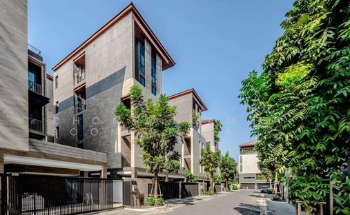 House in Chong Nonsi, Krung Thep Maha Nakhon, Thailand 1