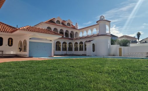 Villa a Charneca de Caparica e Sobreda, Setúbal Municipality, Portogallo 1