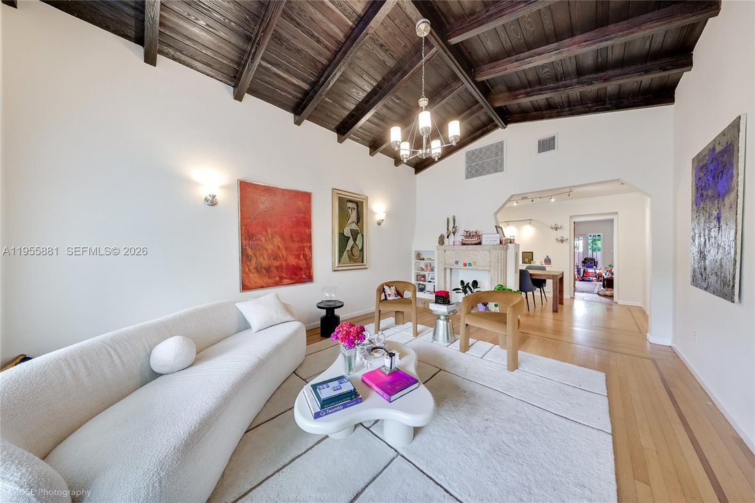 House in Miami, Florida, United States 5 - 17068148