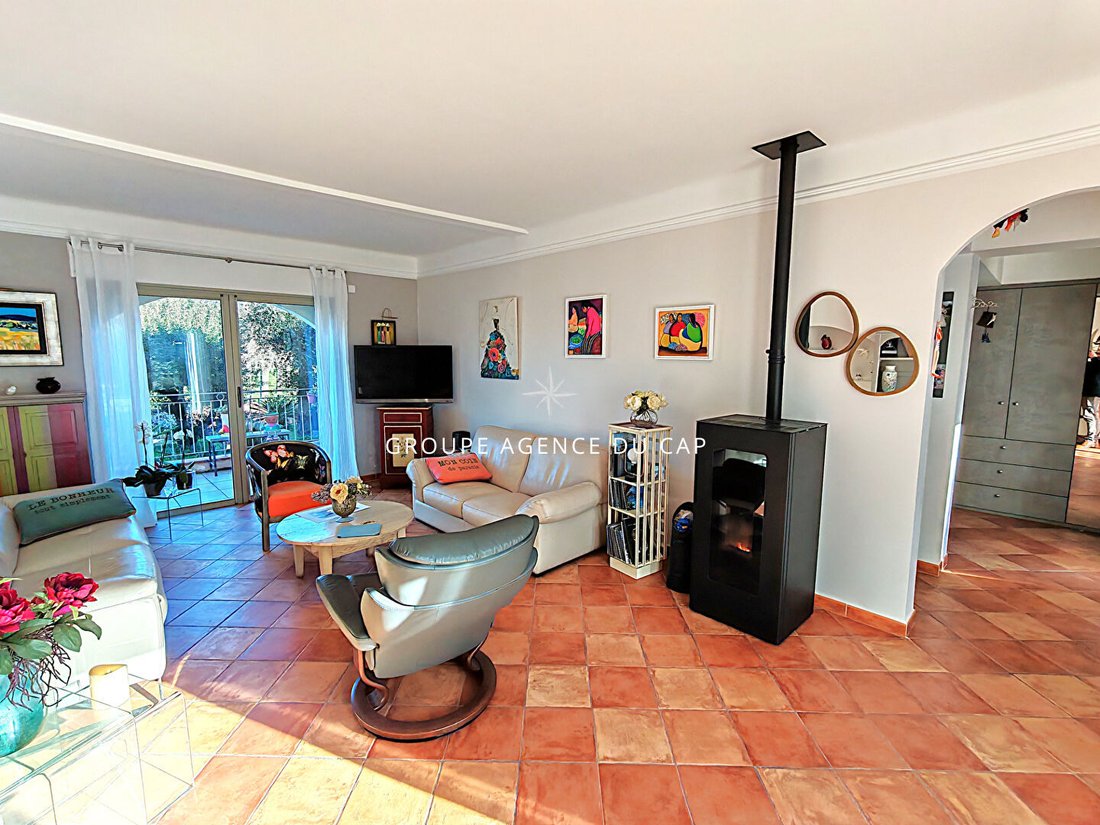Villa in Frejus, Provence-Alpes-Côte d'Azur, France 4 - 17068446