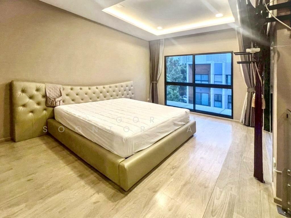 Townhouse in Chong Nonsi, Krung Thep Maha Nakhon, Thailand 5 - 15514744