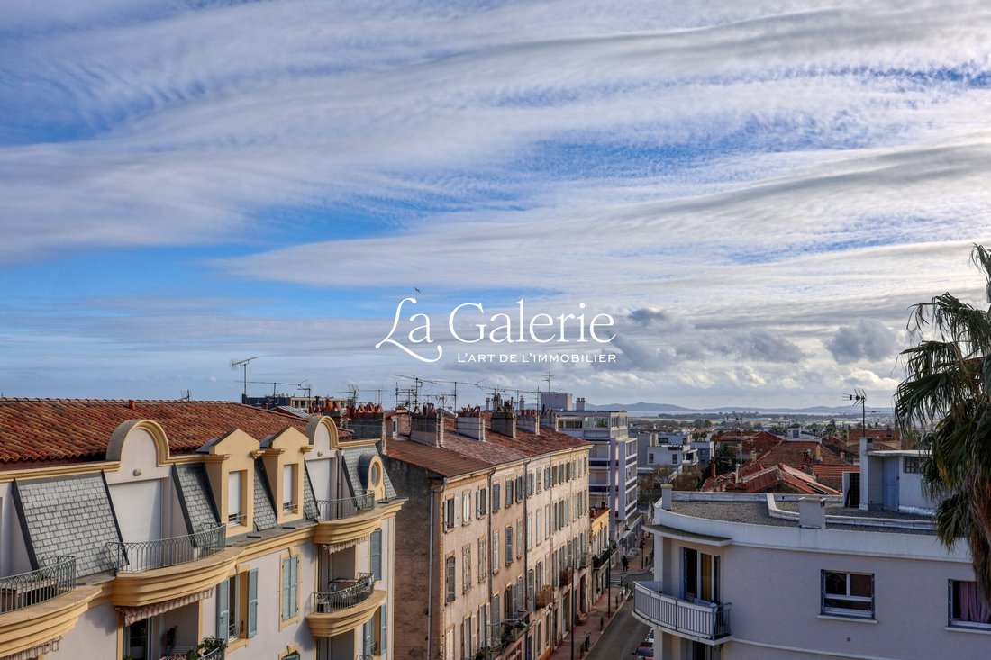 Apartment in Hyeres, Provence-Alpes-Côte d'Azur, France 4 - 17072315