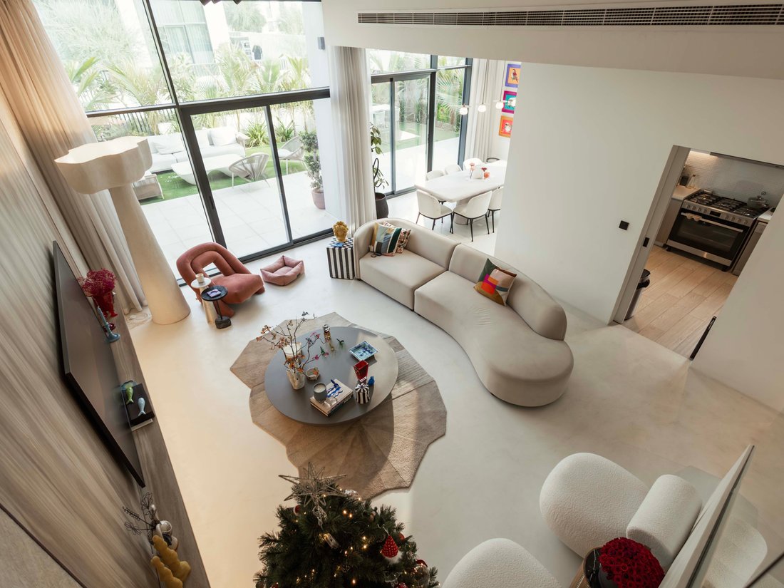 Villa in United Arab Emirates 3 - 17069900