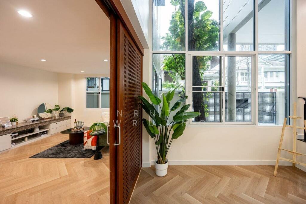 House in Chom Phon, Bangkok, Thailand 3 - 15906659