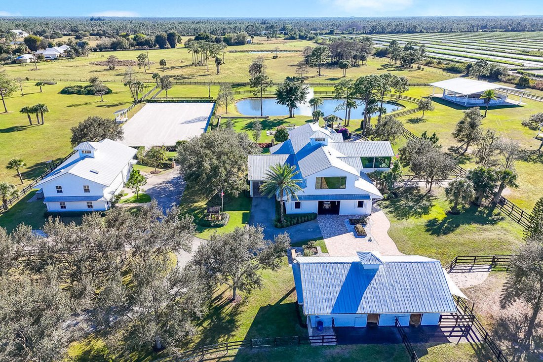 House in Indiantown, Florida, United States 2 - 17070234