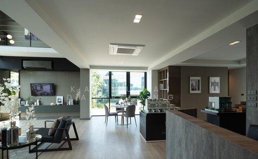 Townhouse in Hua Mak, Bangkok, Thailand 1