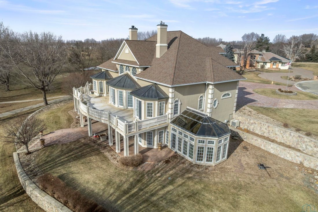House in Le Mars, Iowa, United States 4 - 17071678