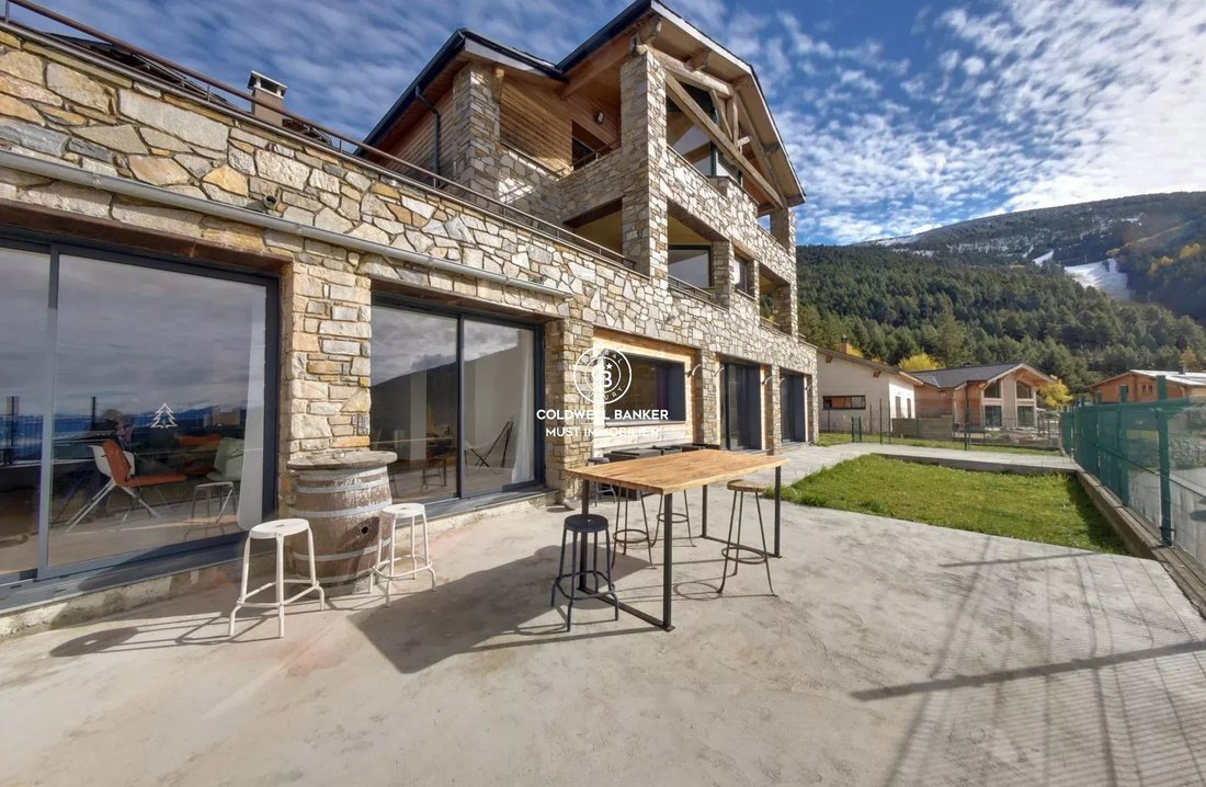 Chalet in Eyne, Occitania, France 3 - 16607991