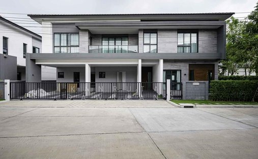 Haus in Bang Krasaw, Nonthaburi, Thailand 1