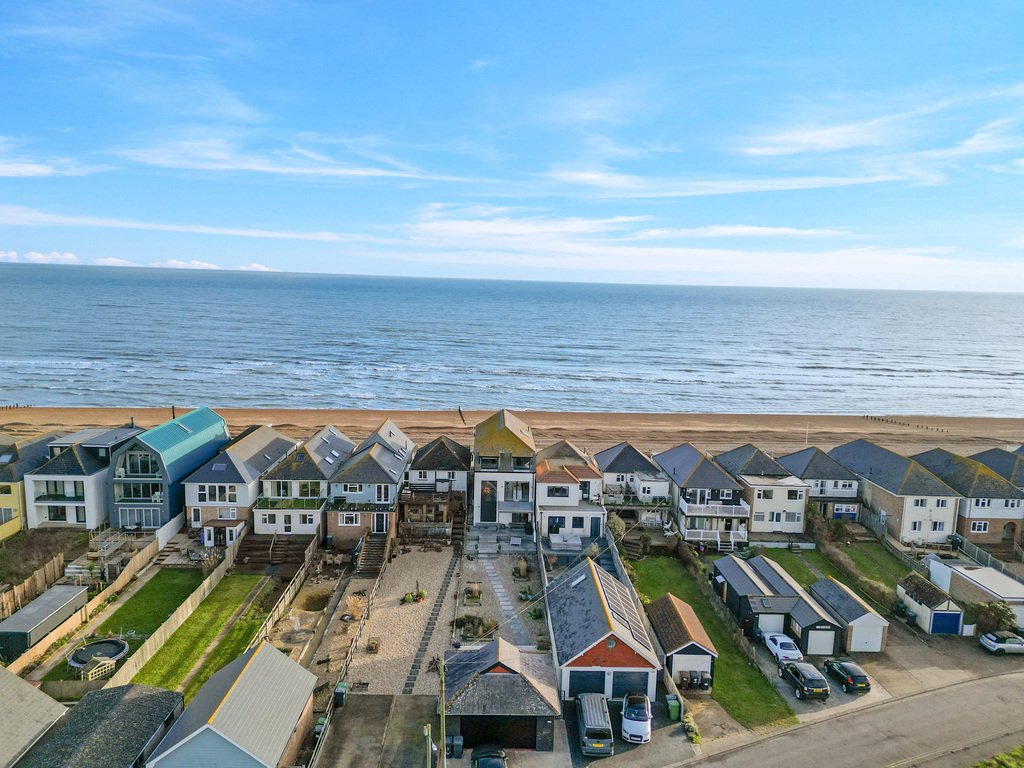 House in Pevensey Bay, England 5 - 17071540