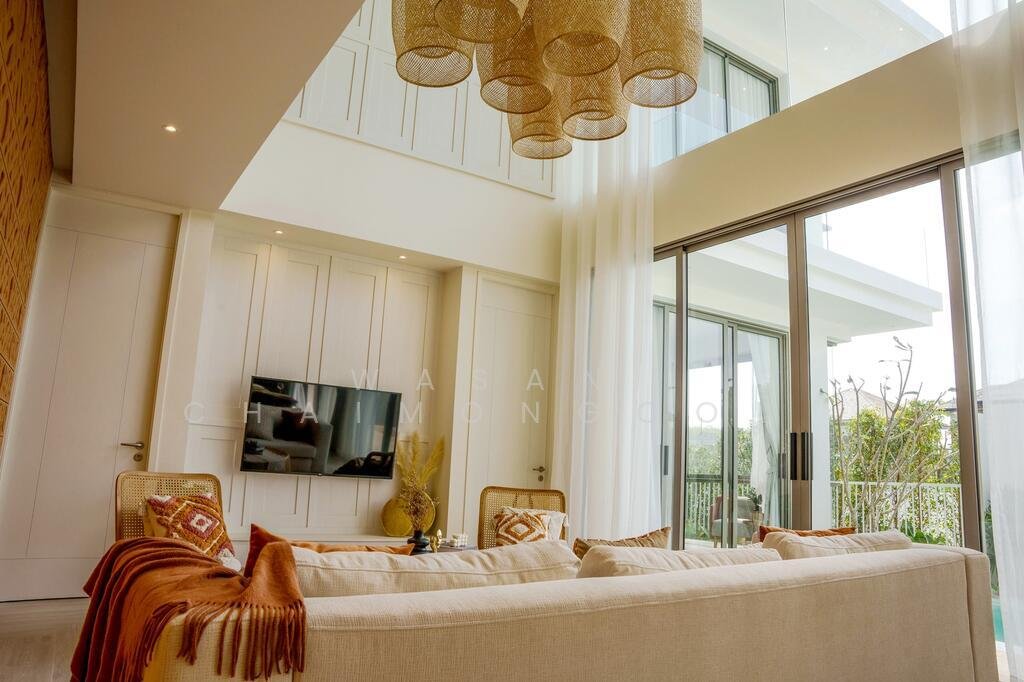 Villa in Si Sunthon, Phuket, Thailand 1 - 15136660