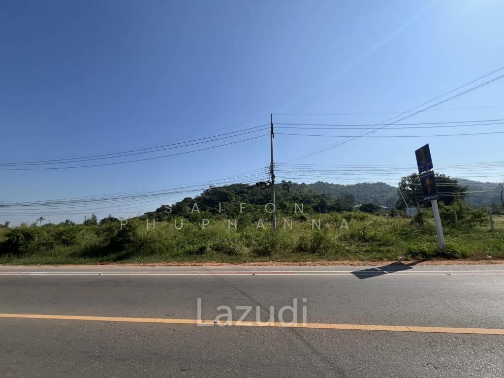Land in Wang Pong, Prachuap Khiri Khan, Thailand 4 - 16704435