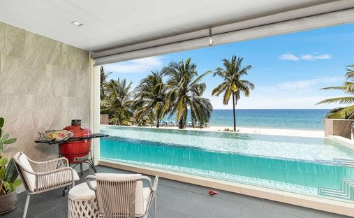 Condo in Choeng Thale, Phuket, Thailand 1