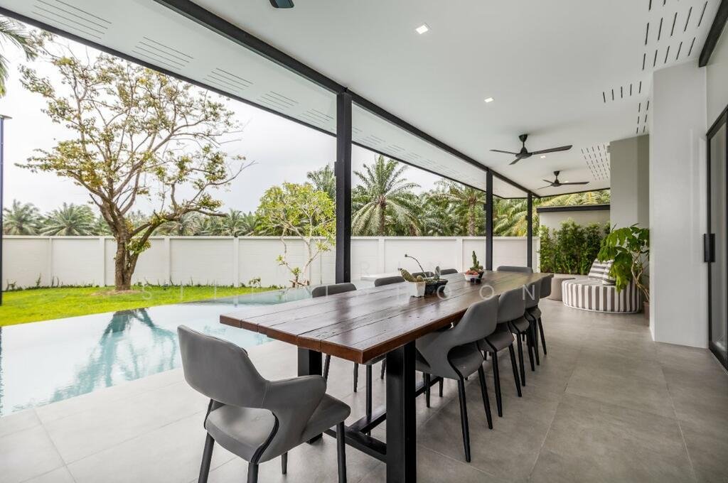 Villa in Thalang, Phuket, Thailand 4 - 15763004