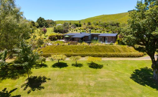 Oruanui, Waikato, New Zealand 1