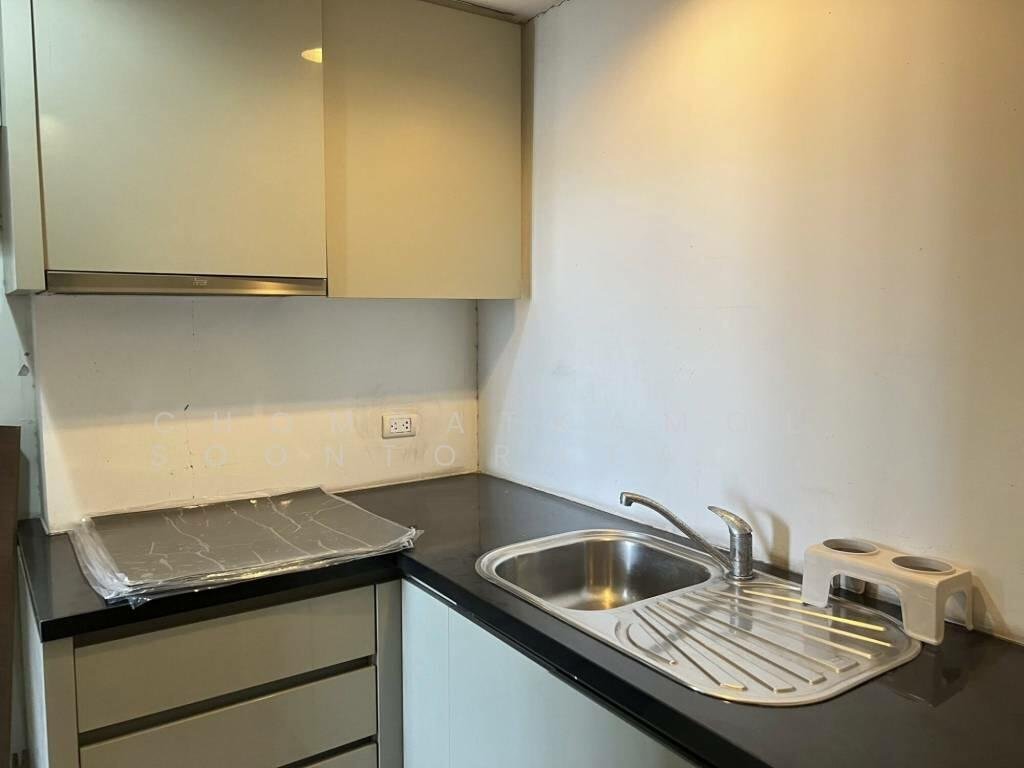 Condo in Huai Khwang, Krung Thep Maha Nakhon, Thailand 5 - 16322192